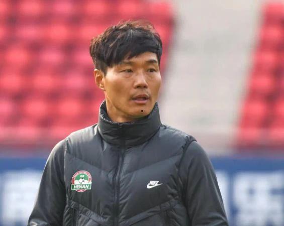 杨晨爆料王小羽原视频,王小羽原视频背后的惊人真相  第1张